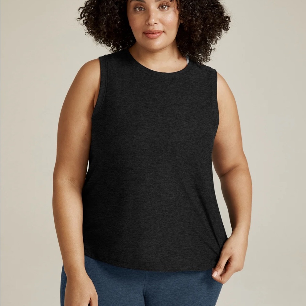 Beyond yoga featherweight rebalance tank. 1x & 2x